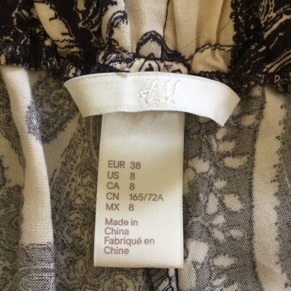 Patterned flowy shorts - Picture 7 of 7